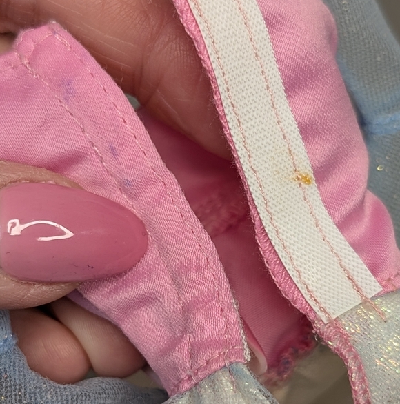 Barbie | Renaissance Rose Barbie - Picture 15 of 16